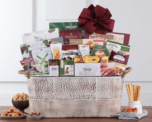 Gourmet Gift Basket: Sweet & Savory Treats