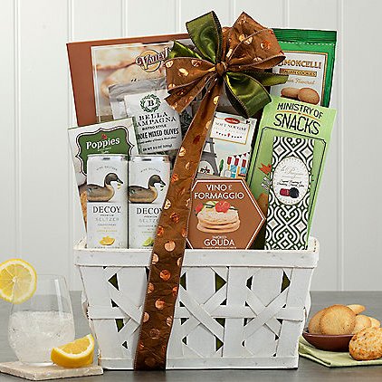 Decoy Delights: Wine Seltzer Gift Basket