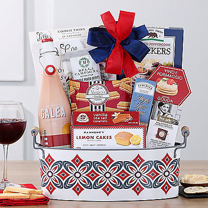 Spanish Sangria: Holiday Red Wine Gift Basket