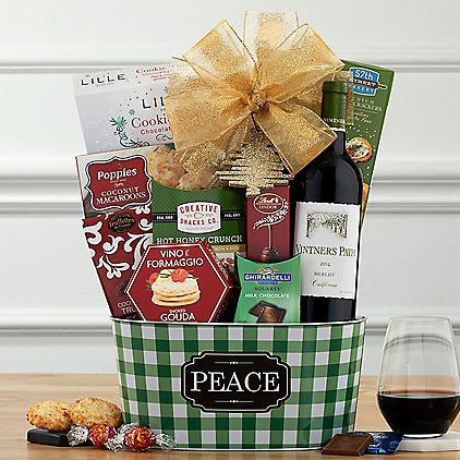 Vintner's Path Merlot: Holiday Gift Basket