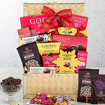 Golden Godiva Holiday: Chocolate Gift Trunk