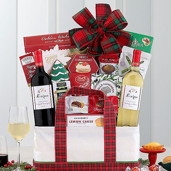 Kiarna Vineyards Red and White Duet: Gourmet Gift Basket