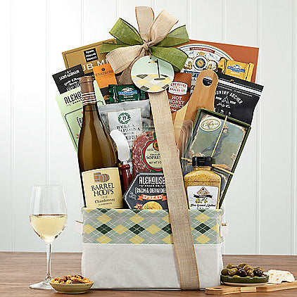 Hole In One Chardonnay: Golf & Wine Gift Basket