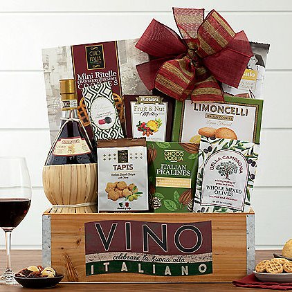 Romanelli Chianti Vino Italiano: Wine Gift Basket