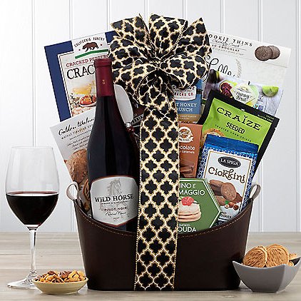 Wild Horse Pinot Noir: Gourmet Wine Gift Basket